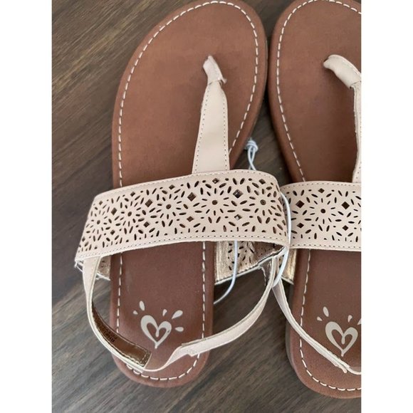 NWT Justice Girls' T-Strap Sandals - Picture 2 of 6